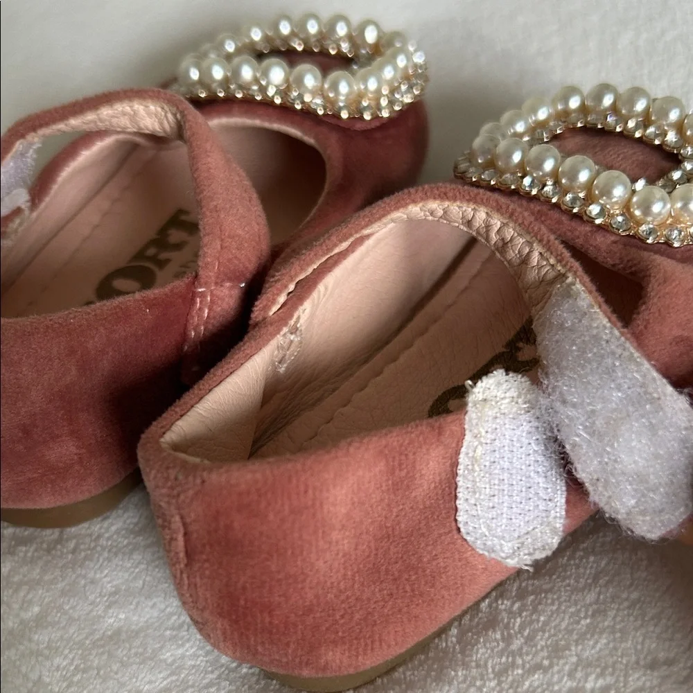 Baby Infant Velvet Blush Embellished Pearl Buckle Dress Shoes